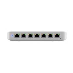 Switch PoE, capa 2, 8P GbE / 7P PoE+ / 1P PoE++