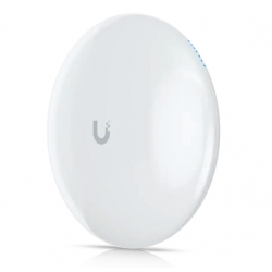 Puente Inalámbrico UniFi 5 GHz PtP con PoE