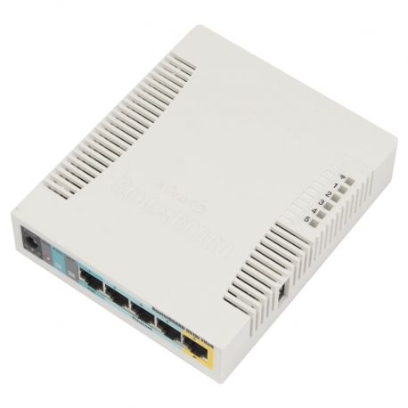 Router WiFi Mikrotik RB951Ui 5xMega USB 1xPoE L4